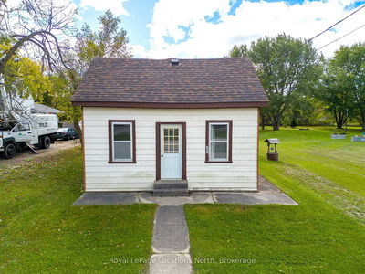 203 Queen St, South Bruce Peninsula - South Bruce Peninsula image-0-1