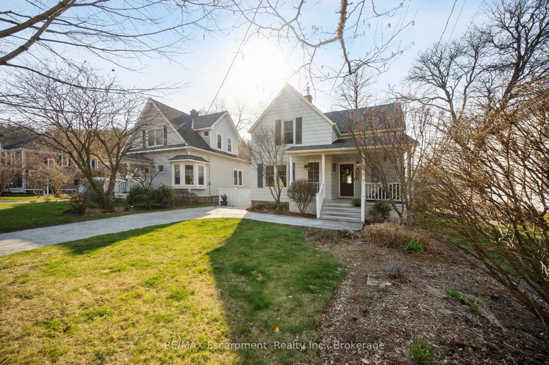 24 Robinson St S, Grimsby, L3M 3C4 | Image 2