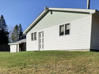 2063 Henderson Rd, Arden - Frontenac Centre image-0-3