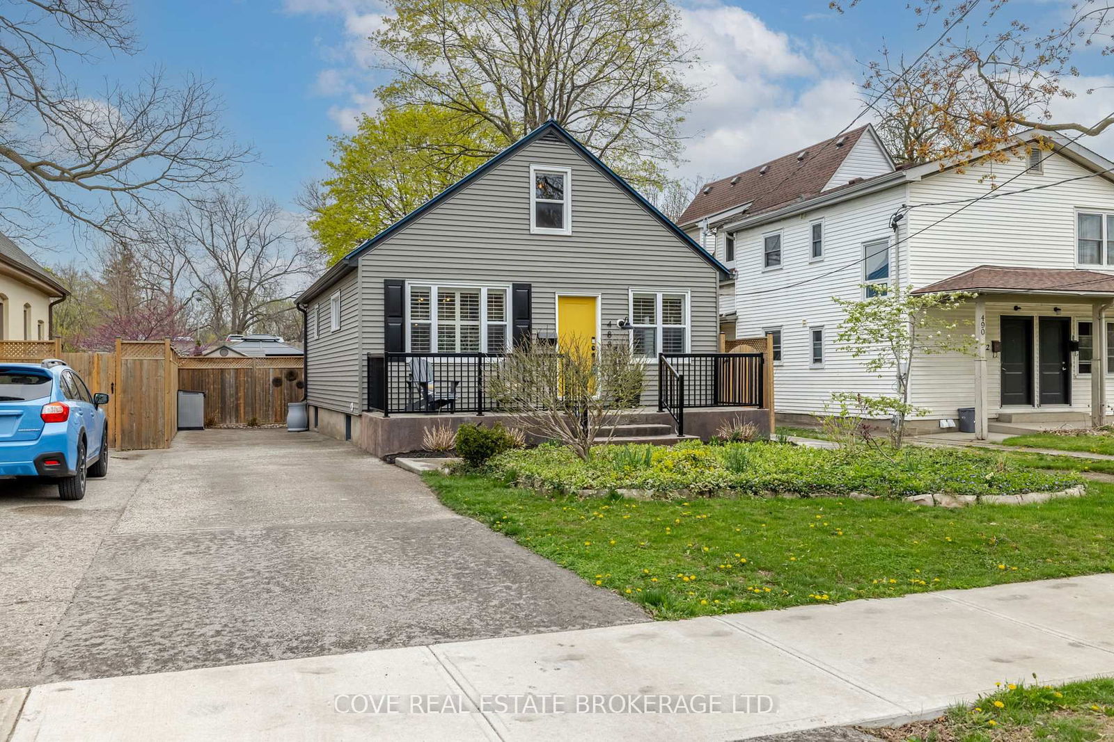 Detached House for sale at 488 Central Avenue, London East, East F, N6B 2G1 - MLS: X12113018