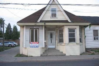 Detached House sold at 1125 Cannon Street, Hamilton, Ontario, L8L2J7 - Crown Point - MLS: X1211302
