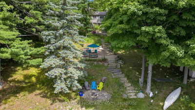 18 Hickory Lane, Perth Road - Frontenac South image-0-1