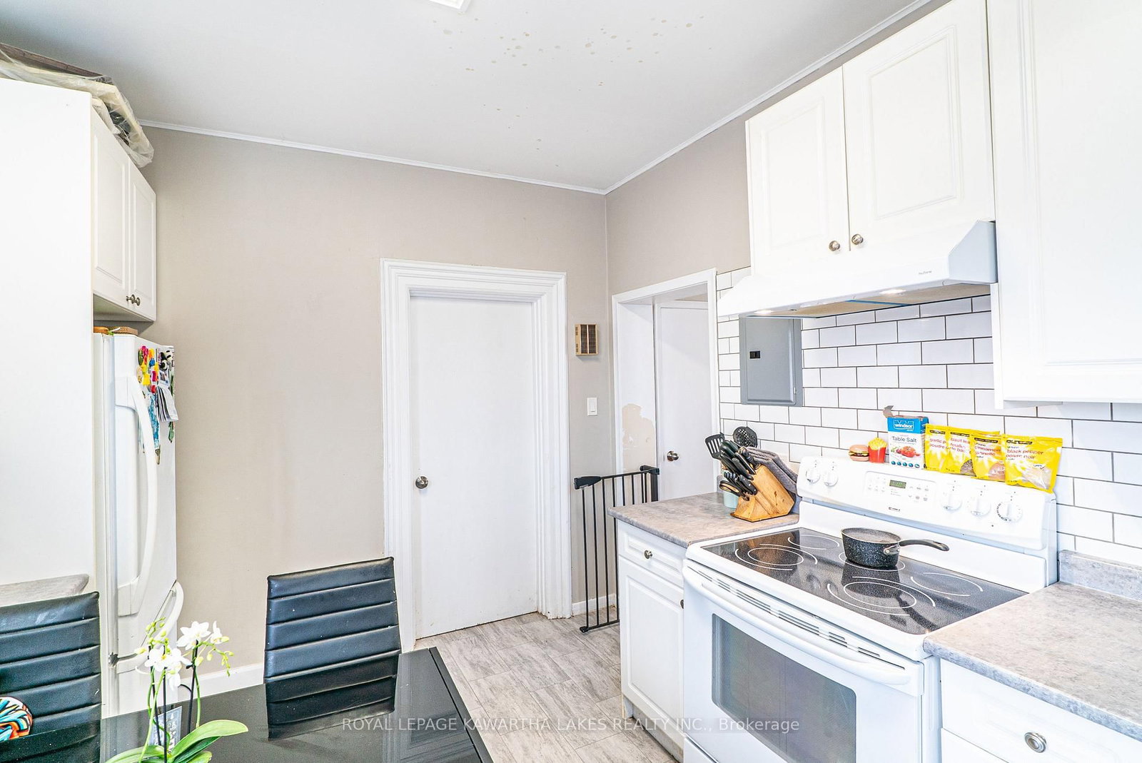 6 W Glenelg Street • Kawartha Lakes, ON photo 18