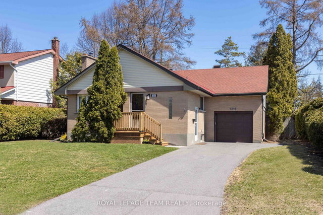 1215 Agincourt Road
