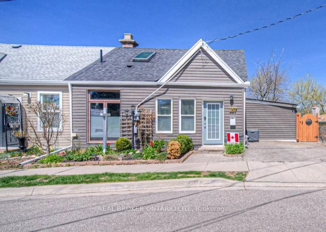 157 Henderson Street