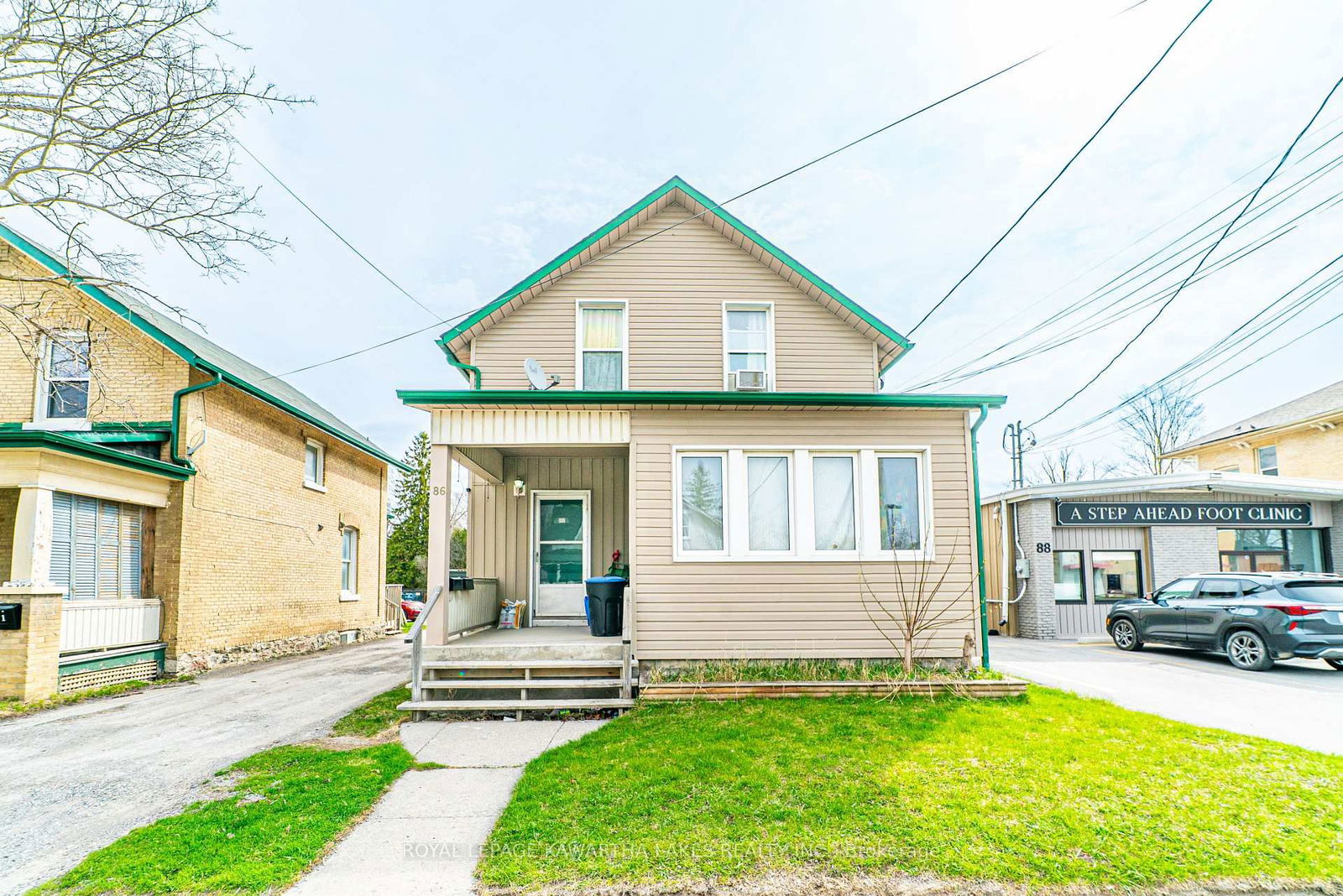 Property at 86 Lindsay