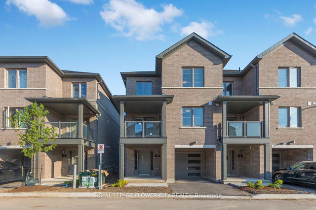 16 - 205 West Oak Trail