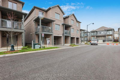 Unit 16 — 205 West Oak Tr, Kitchener -  image-0-2