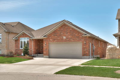 139 Gerber Meadows Dr, Wellesley -  image-0-1