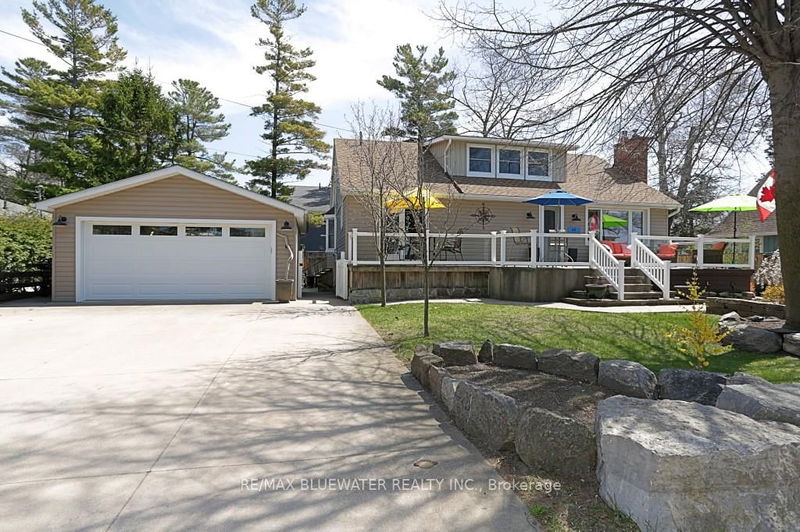 46 Hill St, Lambton Shores - Grand Bend image-0-0