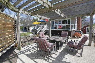 46 Hill St, Lambton Shores - Grand Bend image-0-3
