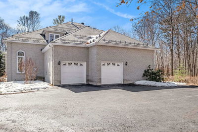 1340 Georges Vanier Dr, Ottawa - Cumberland Ridge image-0-2