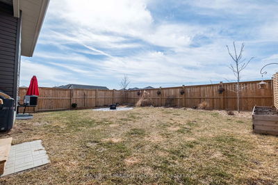 68 Potter Dr, Bissett Creek - Odessa image-0-3