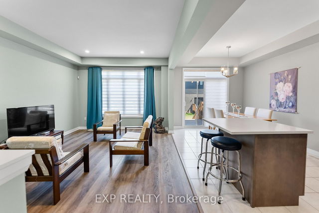 28 - 4552 Portage Road