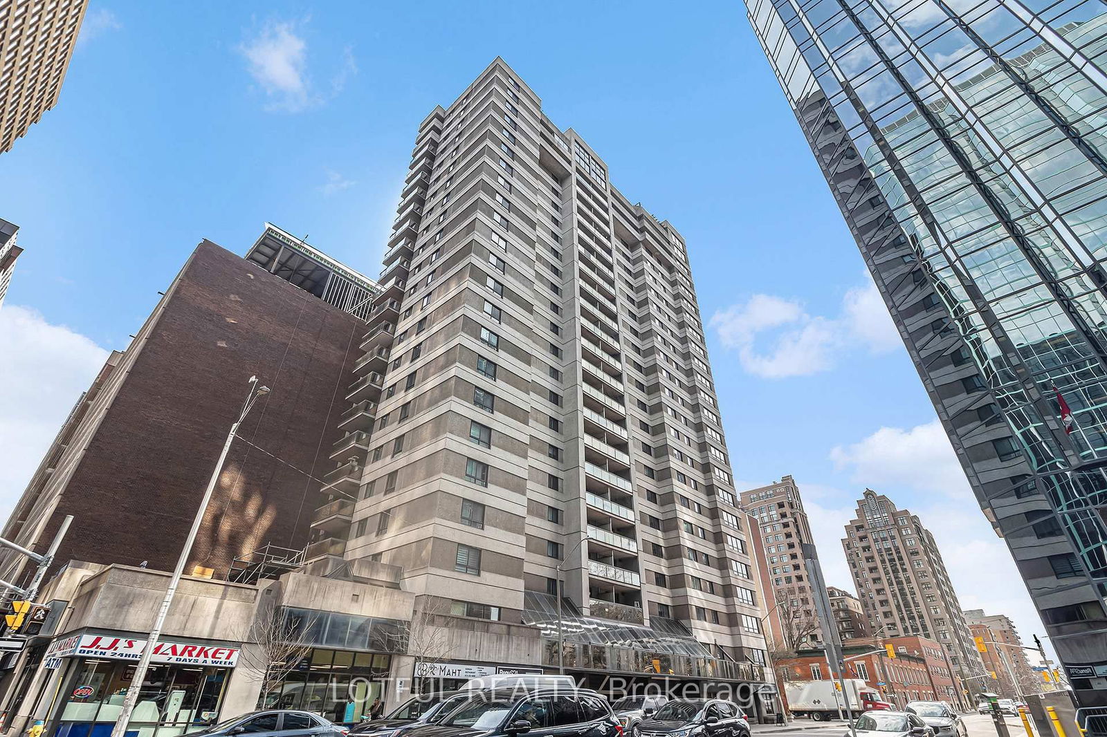 Condo for sale at 1103-199 Kent Street, Ottawa, Ottawa Centre, K2P 2K8 - MLS: X12113840
