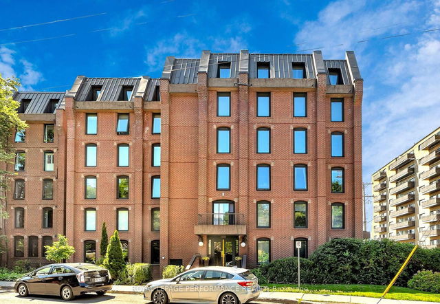 12 - 100 Rideau Terrace