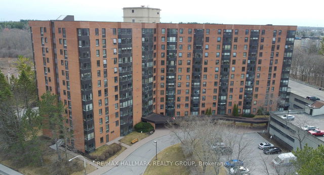 303 - 80 Sandcastle Drive