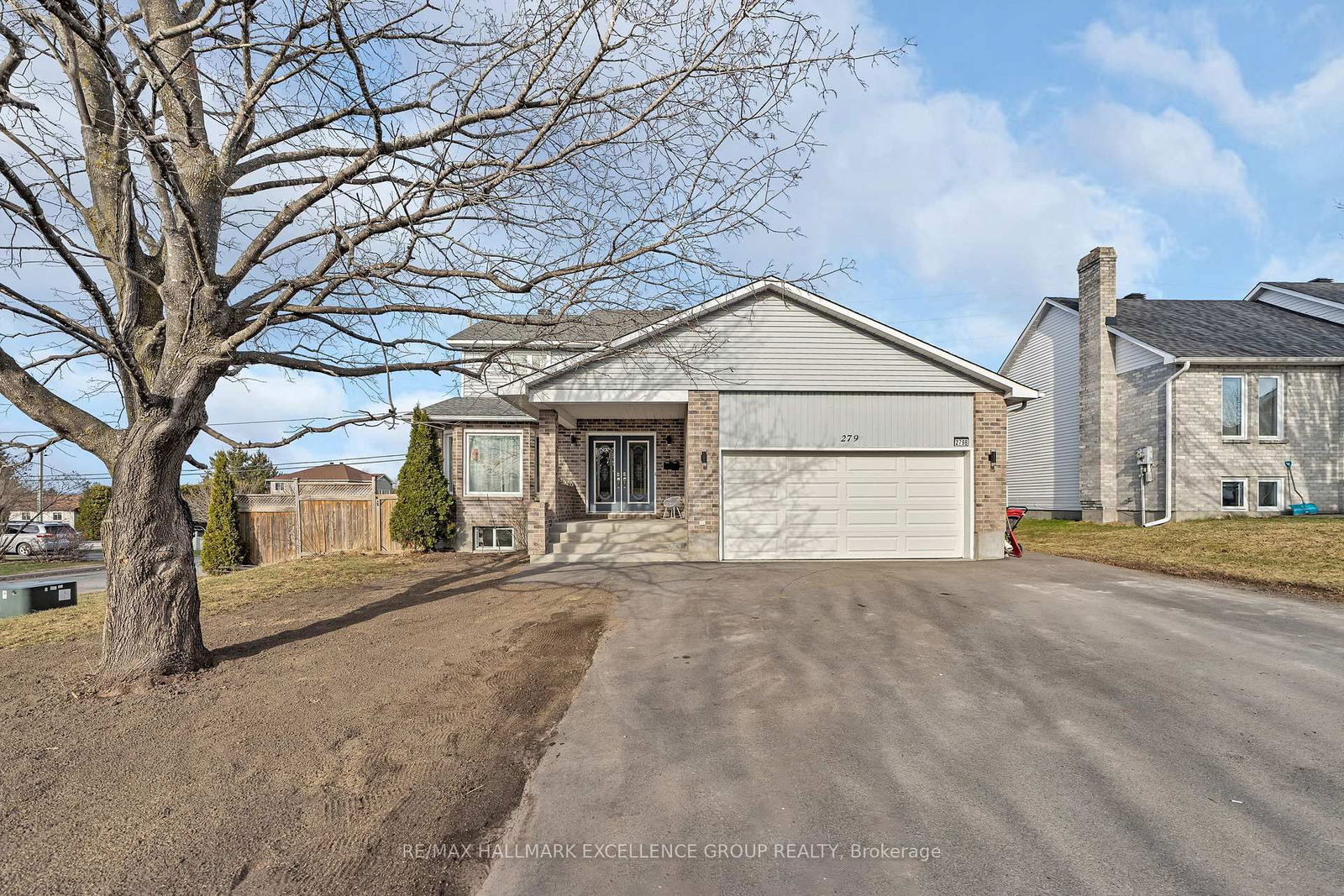 Detached House for sale at 279 Therese Avenue, Clarence-Rockland, Town of Rockland, K4K 1G9 - MLS: X12114165