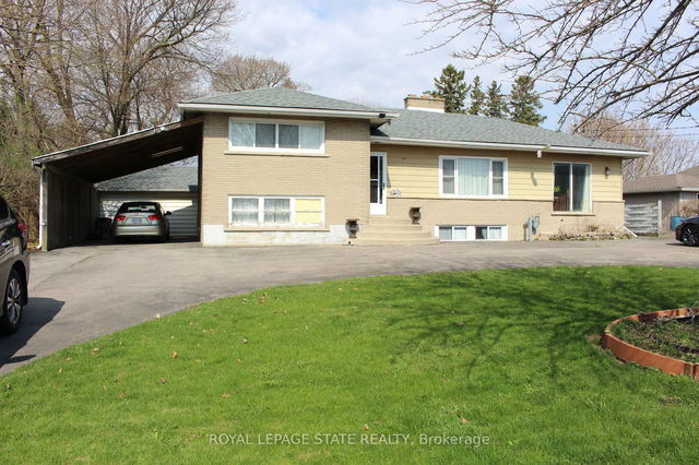 2112 Upper James Street