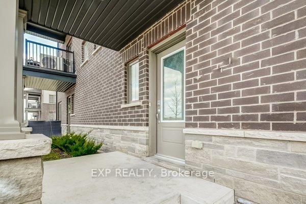 Townhouse for sale at 75-124 Compass Trail, Cambridge, N3E 0E3 - MLS: X12114448