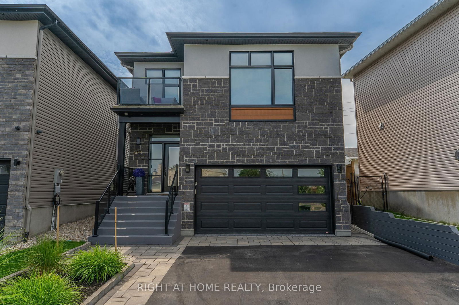 Detached House for sale at 6614 Tooney Drive, Ottawa, Orleans/Sunridge, K1C 6P6 - MLS: X12114478