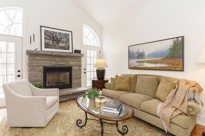 48 ESTATE Dr, Muskoka Lakes - Medora image-0-3