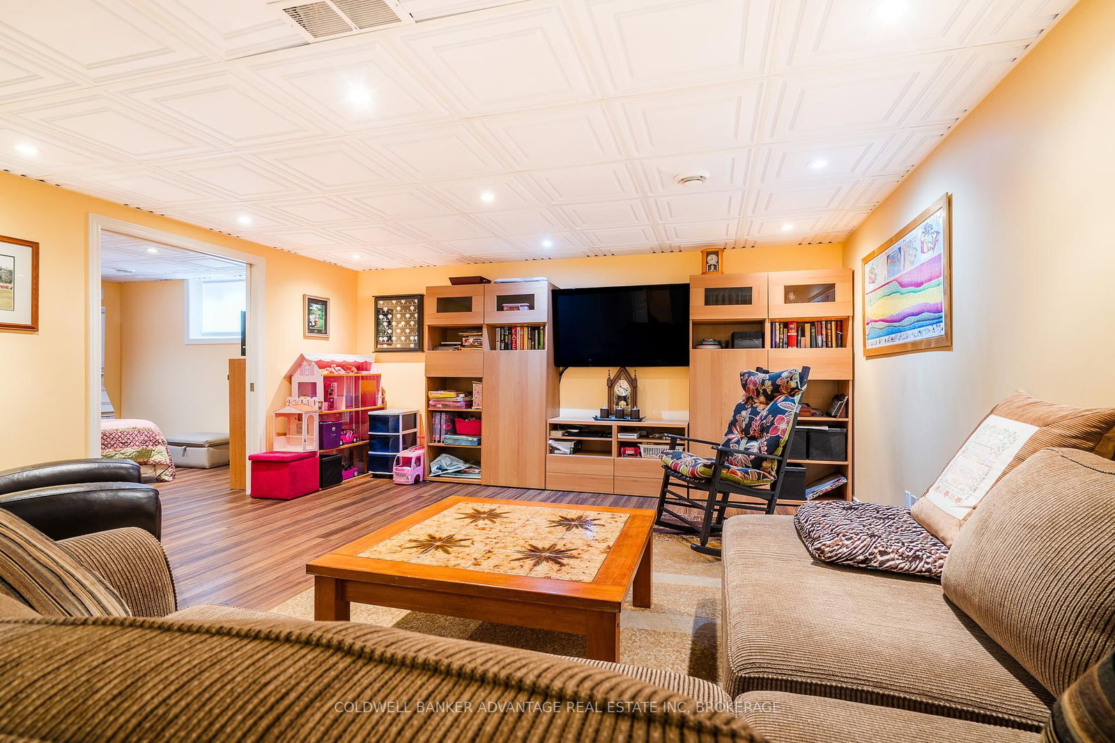 Listing Image 15