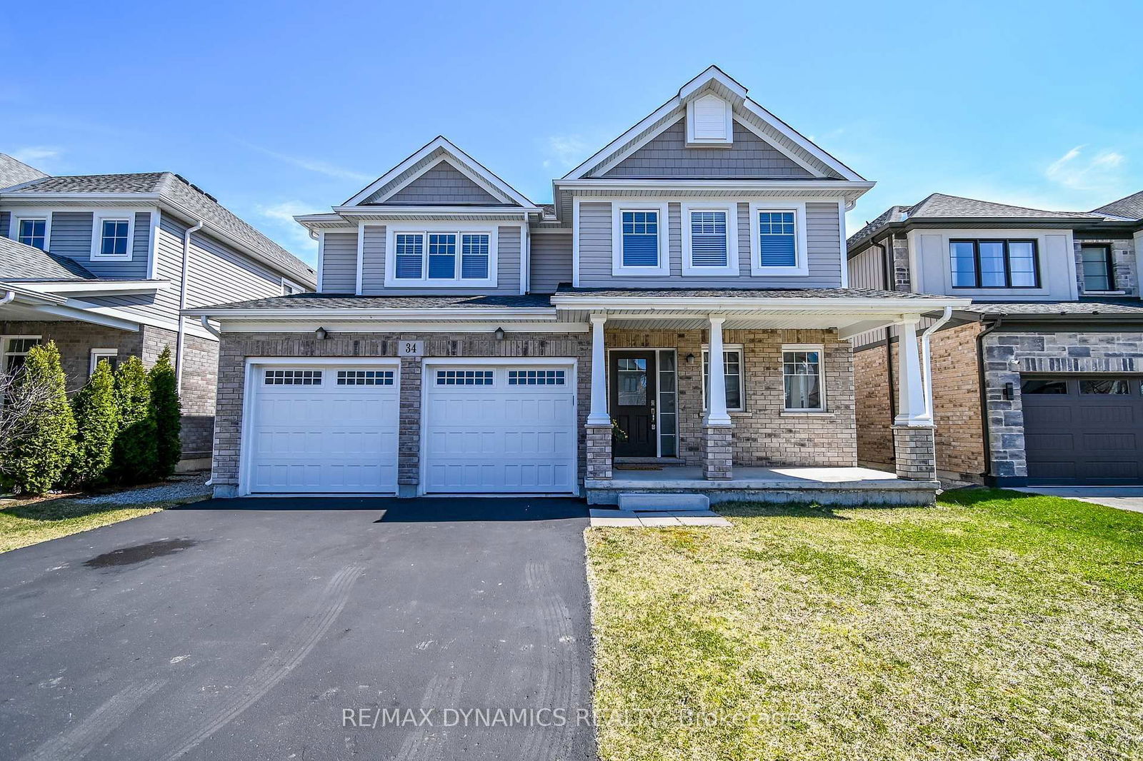 Detached House for sale at 34 Crow Street, Welland, Coyle Creek, L3C 0E4 - MLS: X12114554