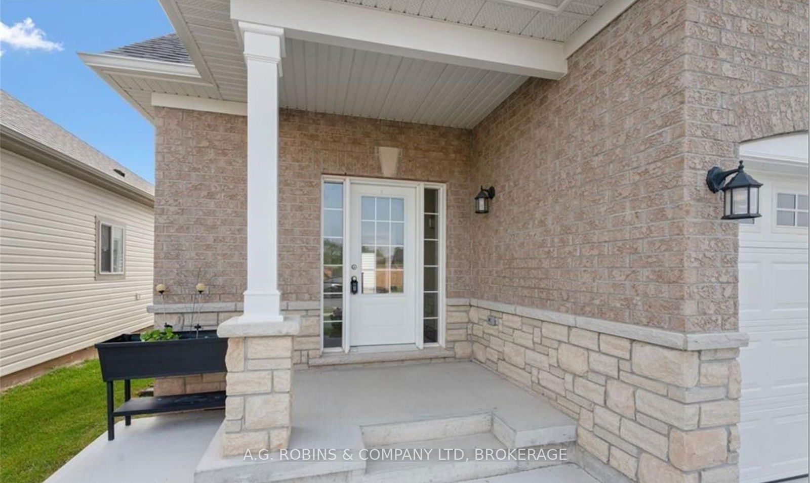 Detached House for sale at 408 Hummel Crescent, Fort Erie, Lakeshore, L2A 0E8 - MLS: X12114674