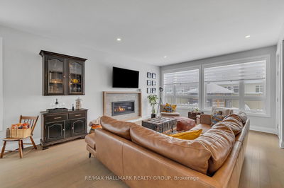55 Angel Hts, Stittsville - Stittsville (South) image-0-4