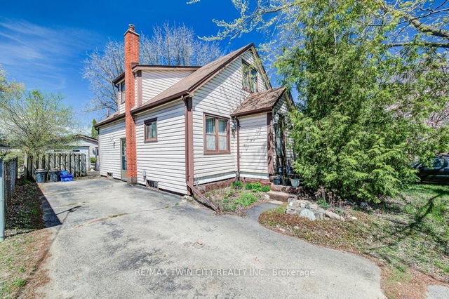 326 Blucher Boulevard