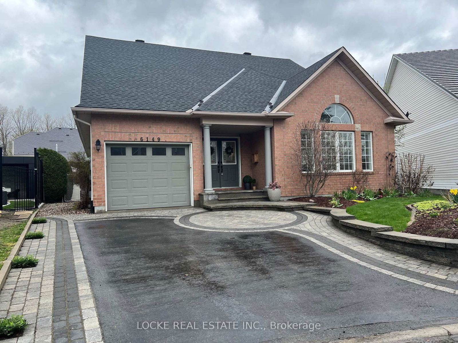 Detached House for sale at 6149 Castle Pines Way, Ottawa, Chapel Hill South - Orleans Village, K1W 1J1 - MLS: X12114911