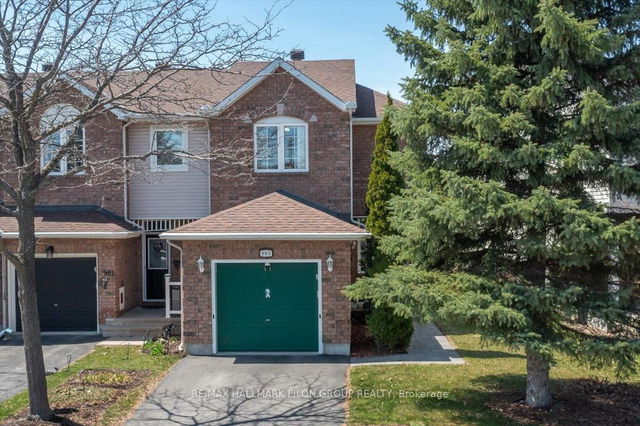 903 Markwick Crescent