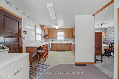 1802 Longwoods Rd, Southwest Middlesex - Wardsville image-0-3