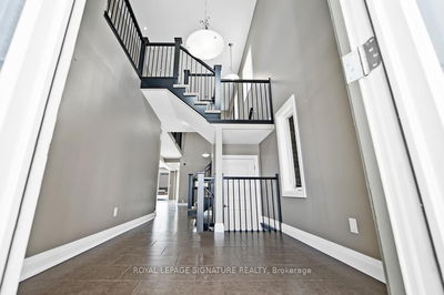 593 Pinery Tr, Waterloo -  image-0-1