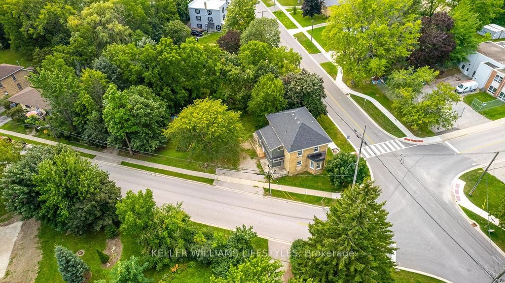 Detached House for sale at 41 BROADWAY Street, Lambton Shores, Forest, N0N 1J0 - MLS: X12115227