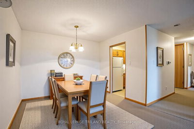 Unit 310 — 733 Deveron Cres, London South - South T image-0-4