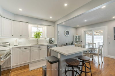 270 Sherin Ave, Peterborough South - 5 East image-0-4