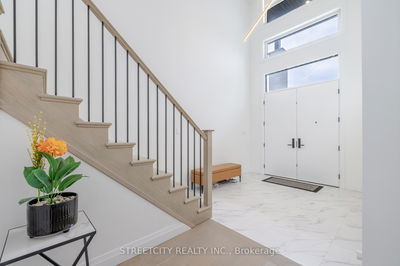 860 Kleinburg Dr, London North - North B image-0-4