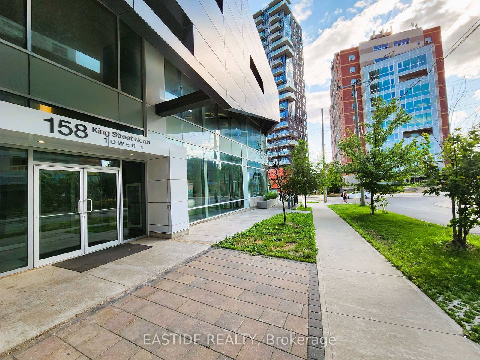 Condo for sale at 1805-158 King Street, Waterloo, N2J 2Y2 - MLS: X12115654