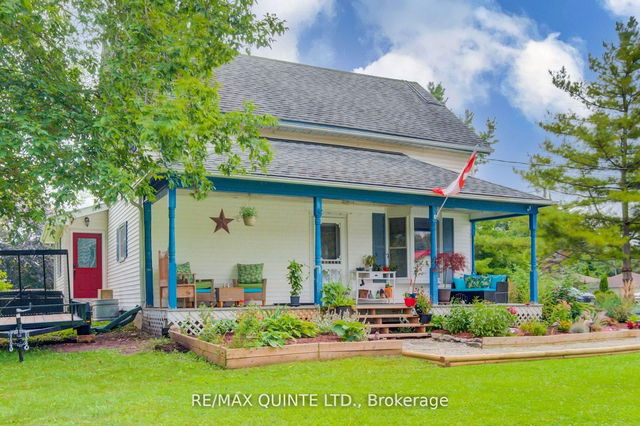 7 Bayview Drive