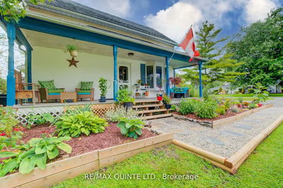 7 Bayview Dr, Quinte West - Sidney Ward image-0-2