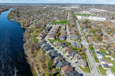 Unit 23 — 40 Lockside Dr, Peterborough South - 5 West image-0-4