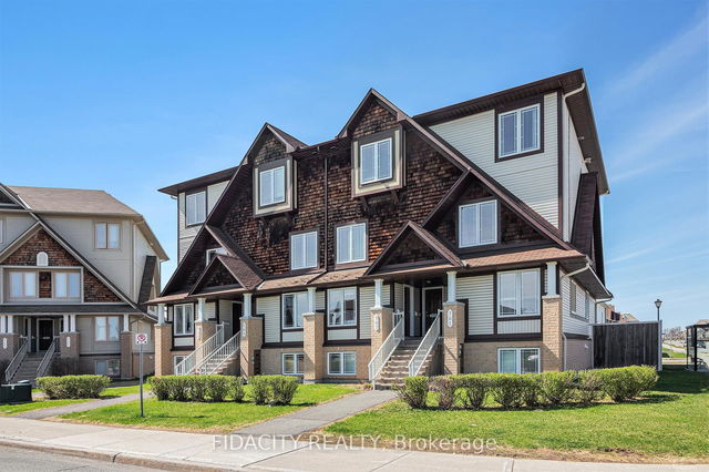 3 - 711 Lakeridge Drive
