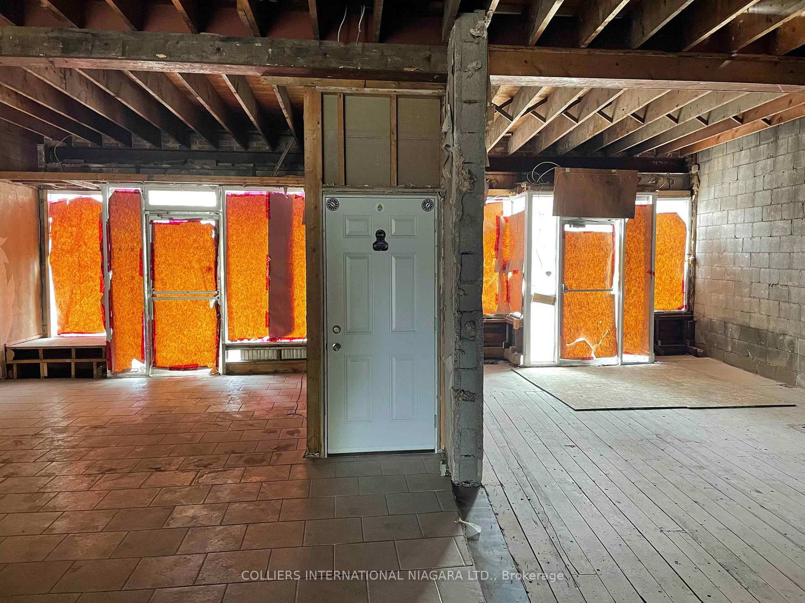 5916 Main Street - Photo 4