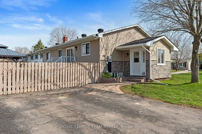 1250 Peden Blvd, Brockville - Brockville image-0-2