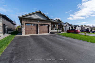 6 Sylvan St, Quinte West - Murray Ward image-0-3