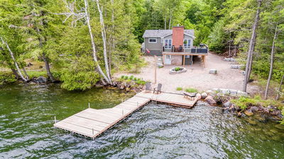 1039 West Cottage Dr, Ompah - Frontenac North