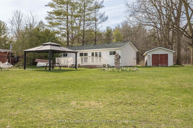20927 Lakeside Dr, Thames Centre - Rural Thames Centre image-0-0