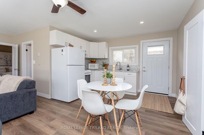 20927 Lakeside Dr, Thames Centre - Rural Thames Centre image-0-3